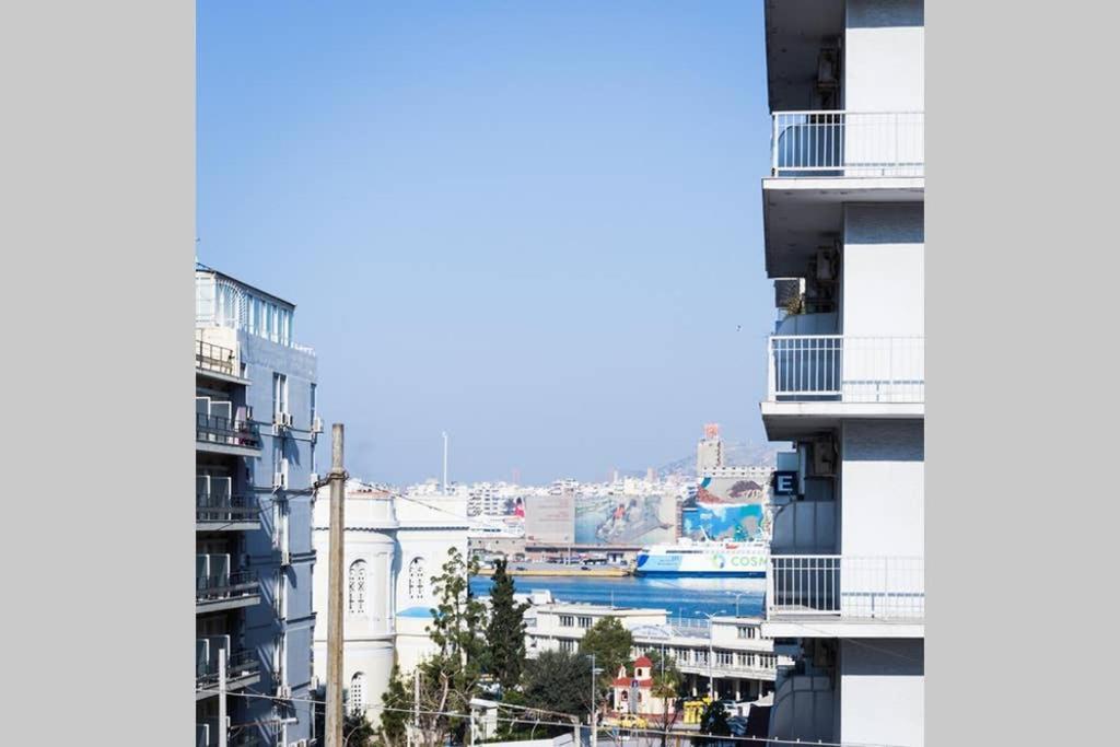 Neoclassical Apartment With 3 Bedrooms In بيرايوس المظهر الخارجي الصورة